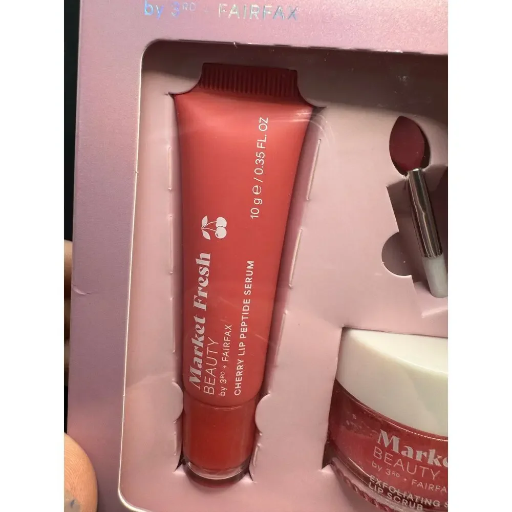 NWT Lip Serum & Exfoliating Lip Scrub